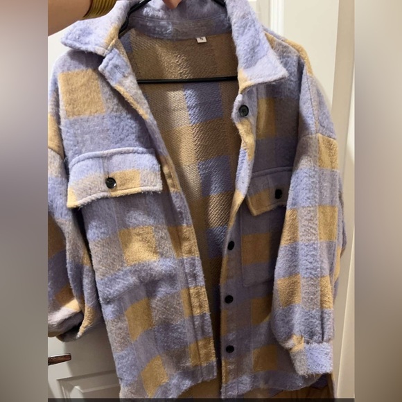 Shacket - Picture 1 of 1